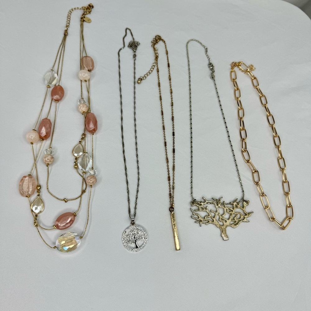 Assorted Chain Necklaces range from 9-12 inches silver and gold in color.